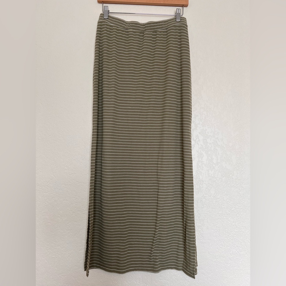 Hem &‎ Thread Olive Striped Maxi Skirt